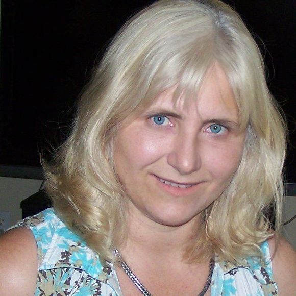 Meet your Posher, Karen - Picture 1 of 1